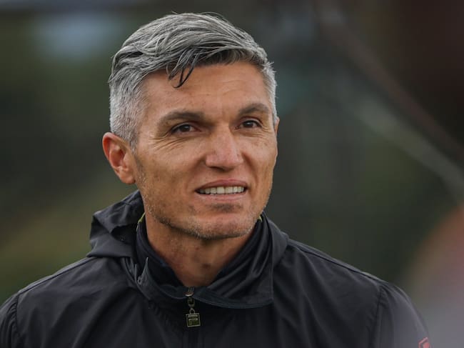 Parte médico de Daniel Torres, luego de salir en ambulancia del partido Santa Fe vs River por Copa / @SantaFe