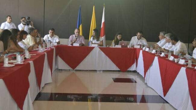 Autoridades regionales se reúnen con la Ministra de Educación, Yaneth Giha