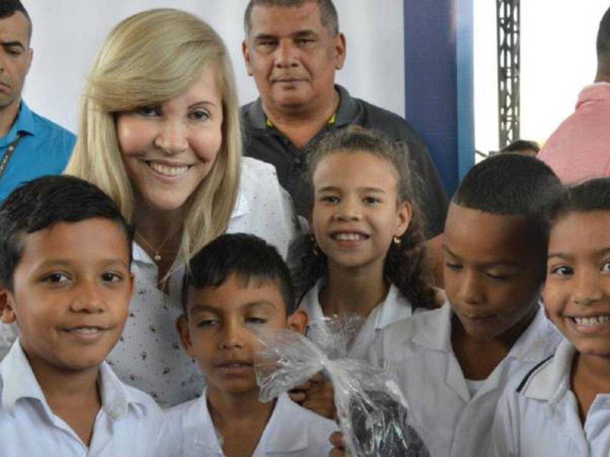 En Escuela de Candelaria se robaron zapatos de los niños