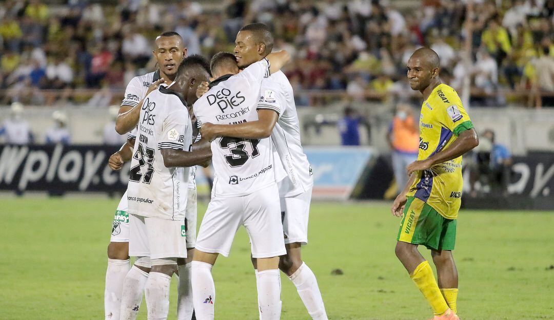 Huila vs Deportivo Cali en 2021-II