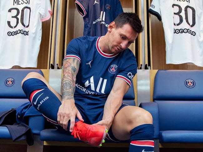 Lionel Messi en su presentación con el París Saint-Germain en 2021