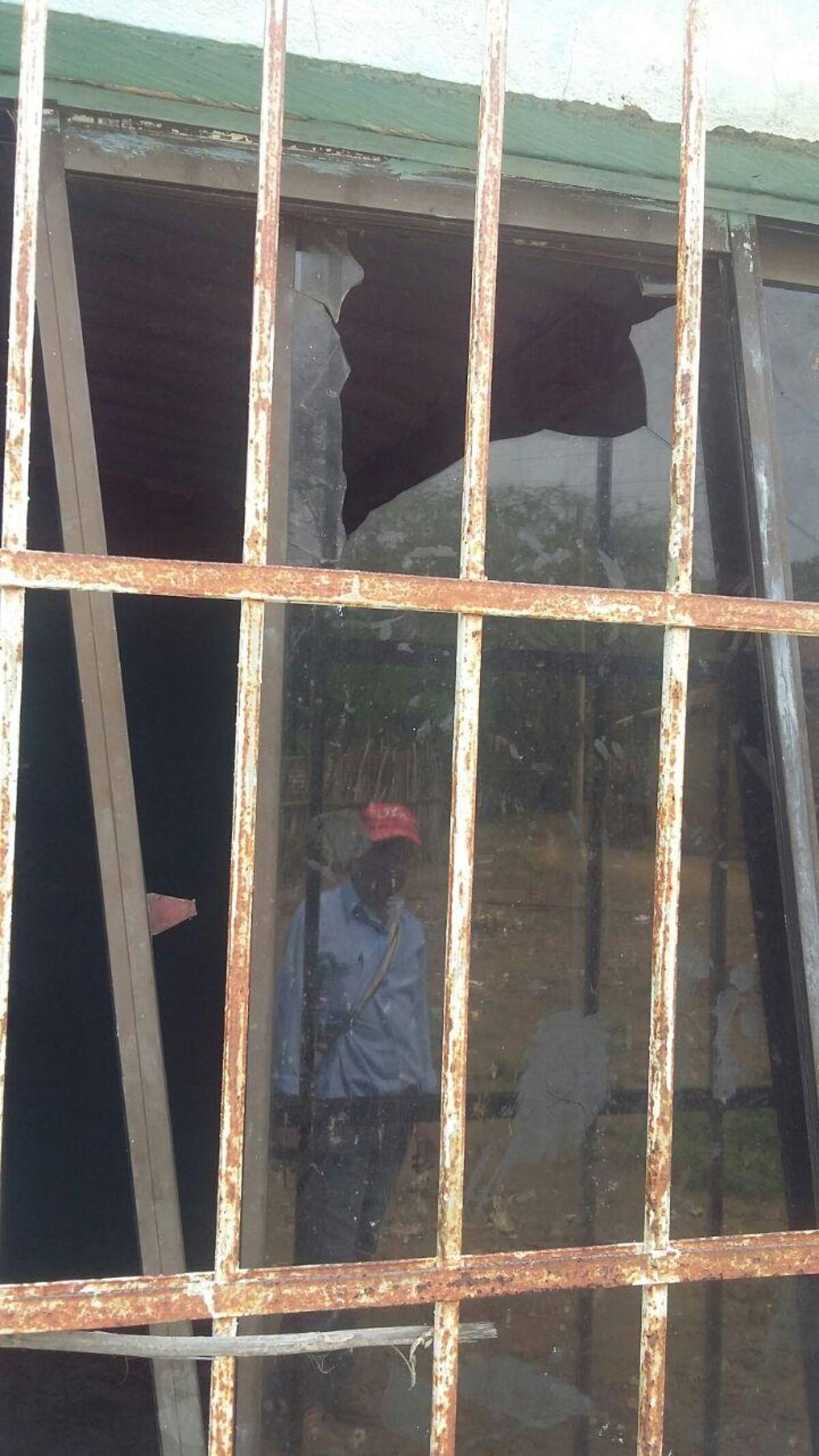 Los habitantes denuncian el abandono y reclaman soluciones al servicio de salud en Cerro de San Antonio, municipio de Magdalena, donde afirman que hay indiferencia del Estado. A los médicos no les pagan.