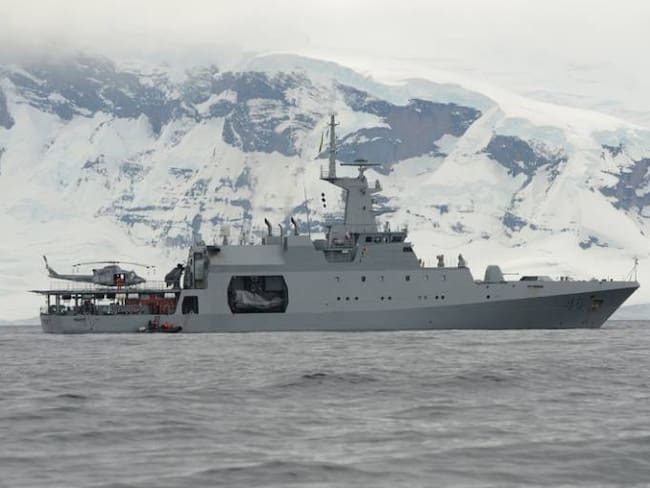 Colombia zarpa a la tercera expedición científica a la Antártida
