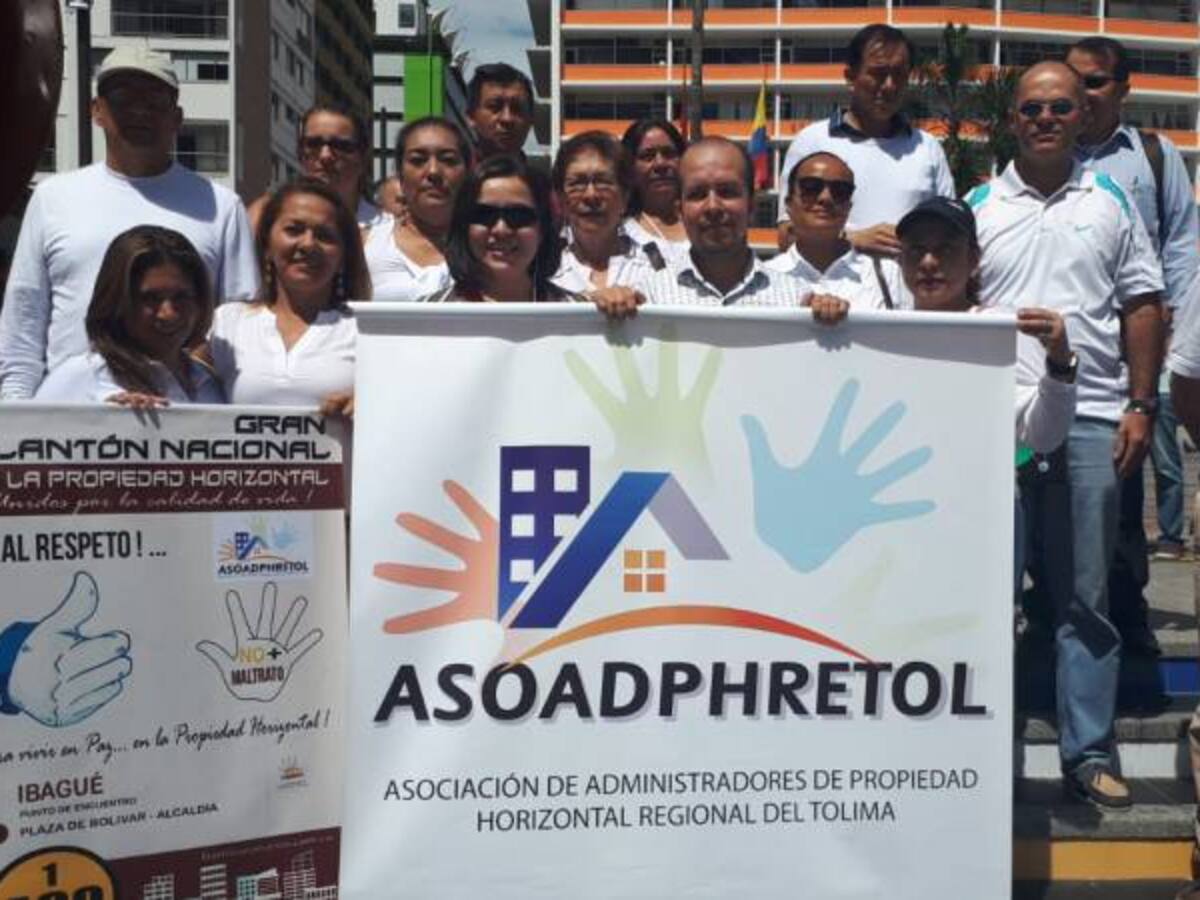Administradores de conjuntos residenciales se unieron al plantón nacional