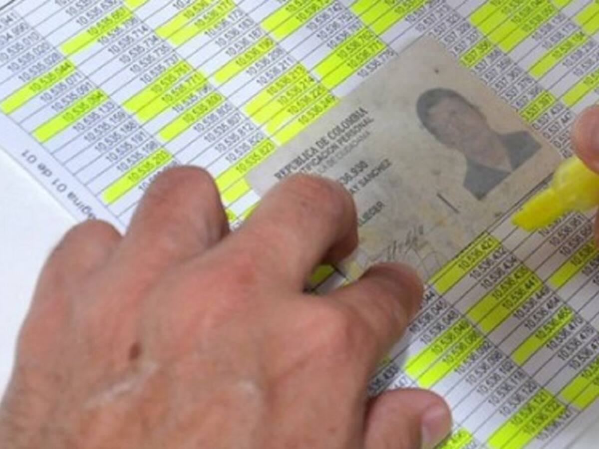 VIDEO: En Bucaramanga opera el cartel de las cédulas