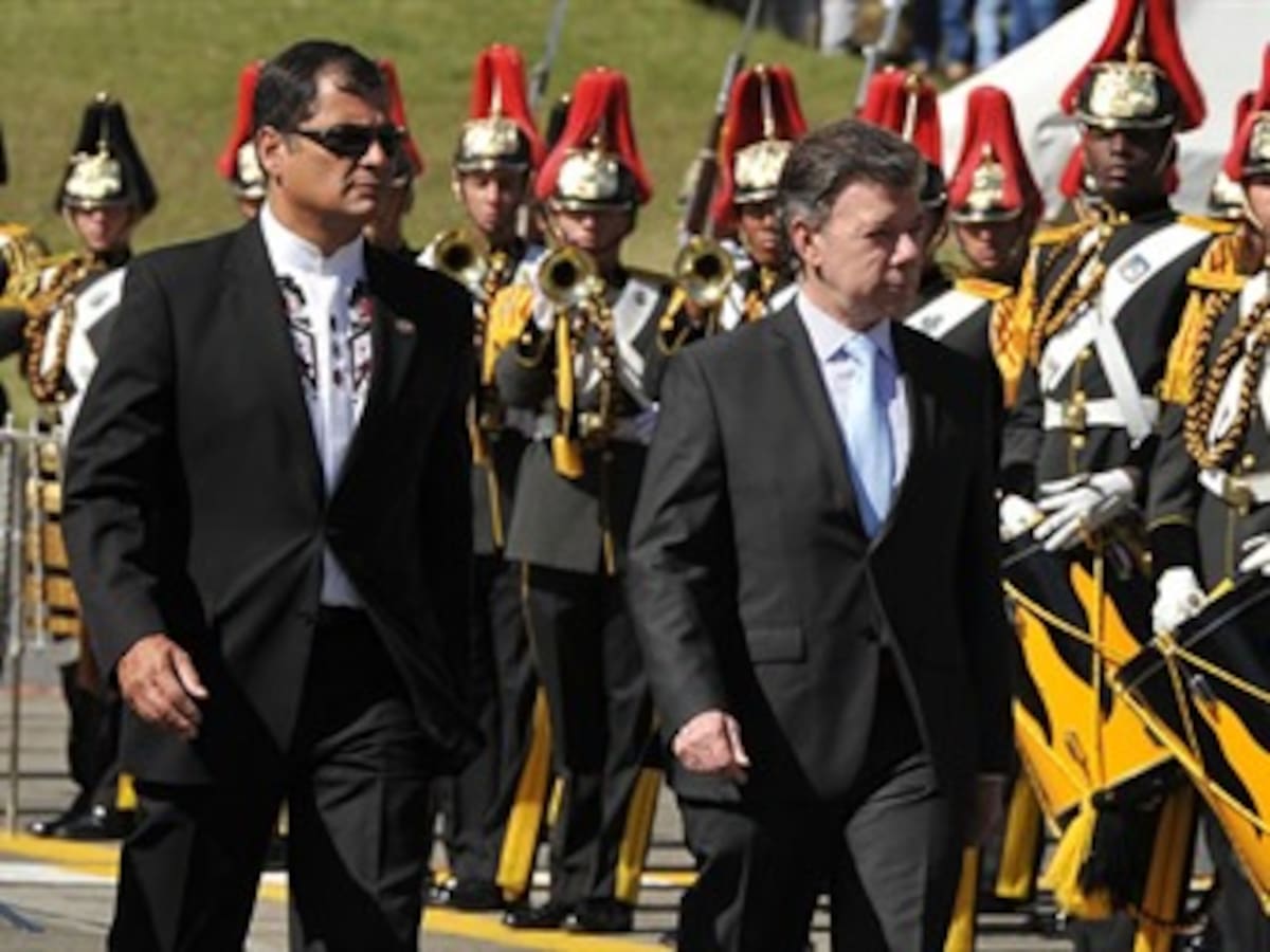 Convenios en educación, trabajo, transporte y seguridad firmaron Santos y Correa