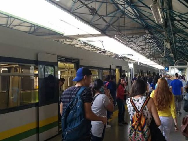 Metro de Medellín retorna esta noche a su operación normal