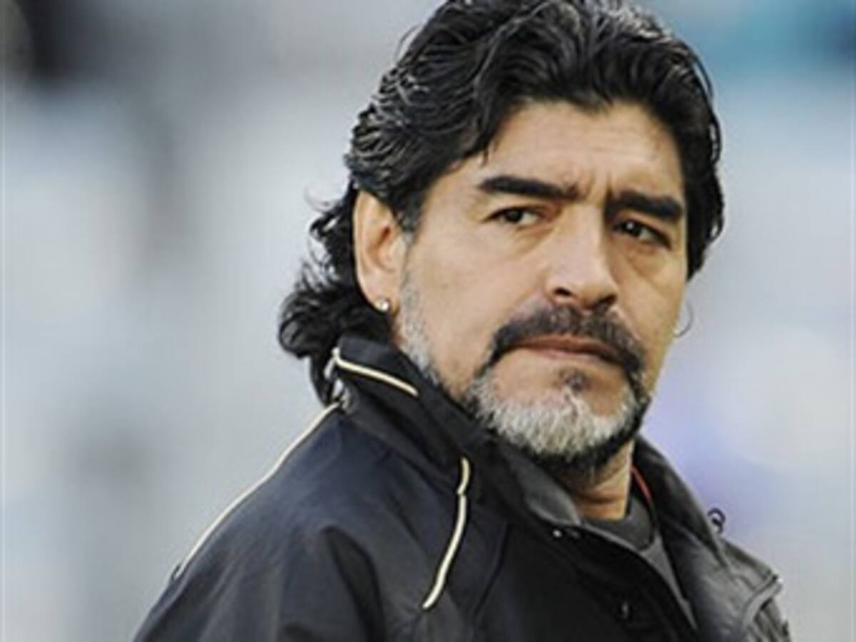 Federación de Iraq desmintió su interés de contratar a Diego Maradona