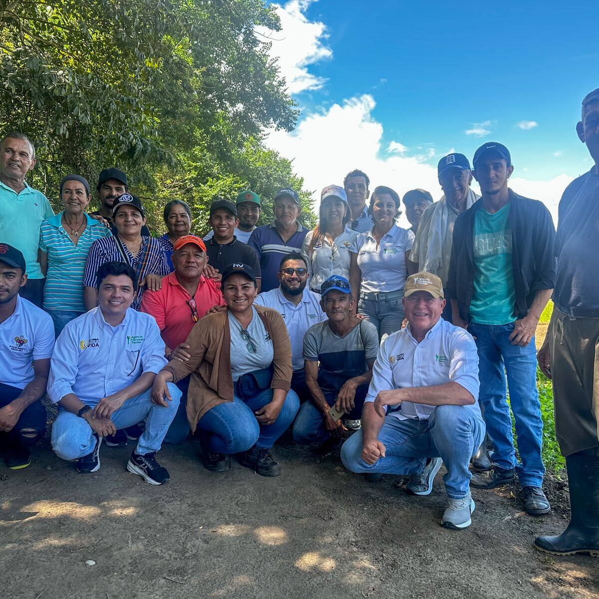 Más de mil hectáreas de tierras han sido entregadas a campesinos en el Huila