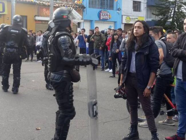 [Imágenes] Graves disturbios en Universidad Pedagógica de Bogotá