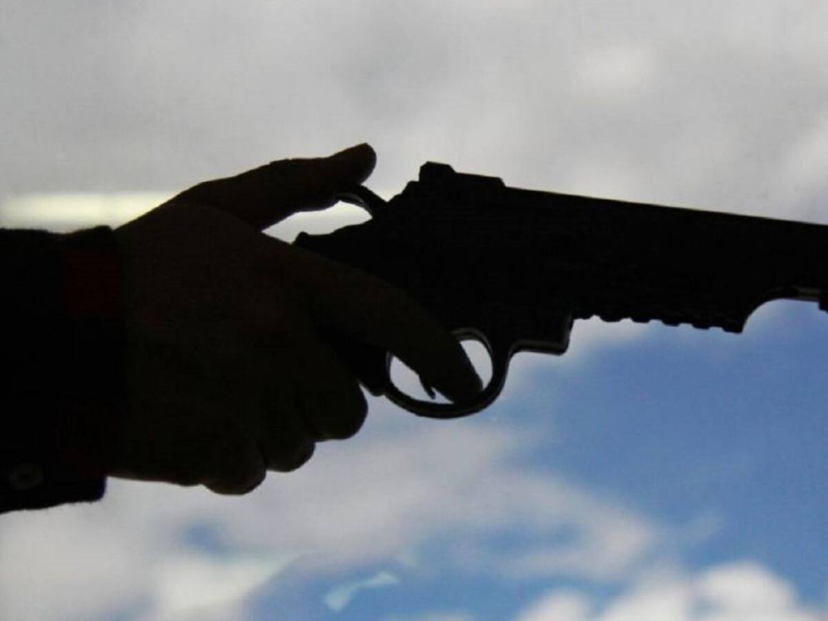 Varios hombres robaron una prendería y asesinaron a dos personas en Tarazá