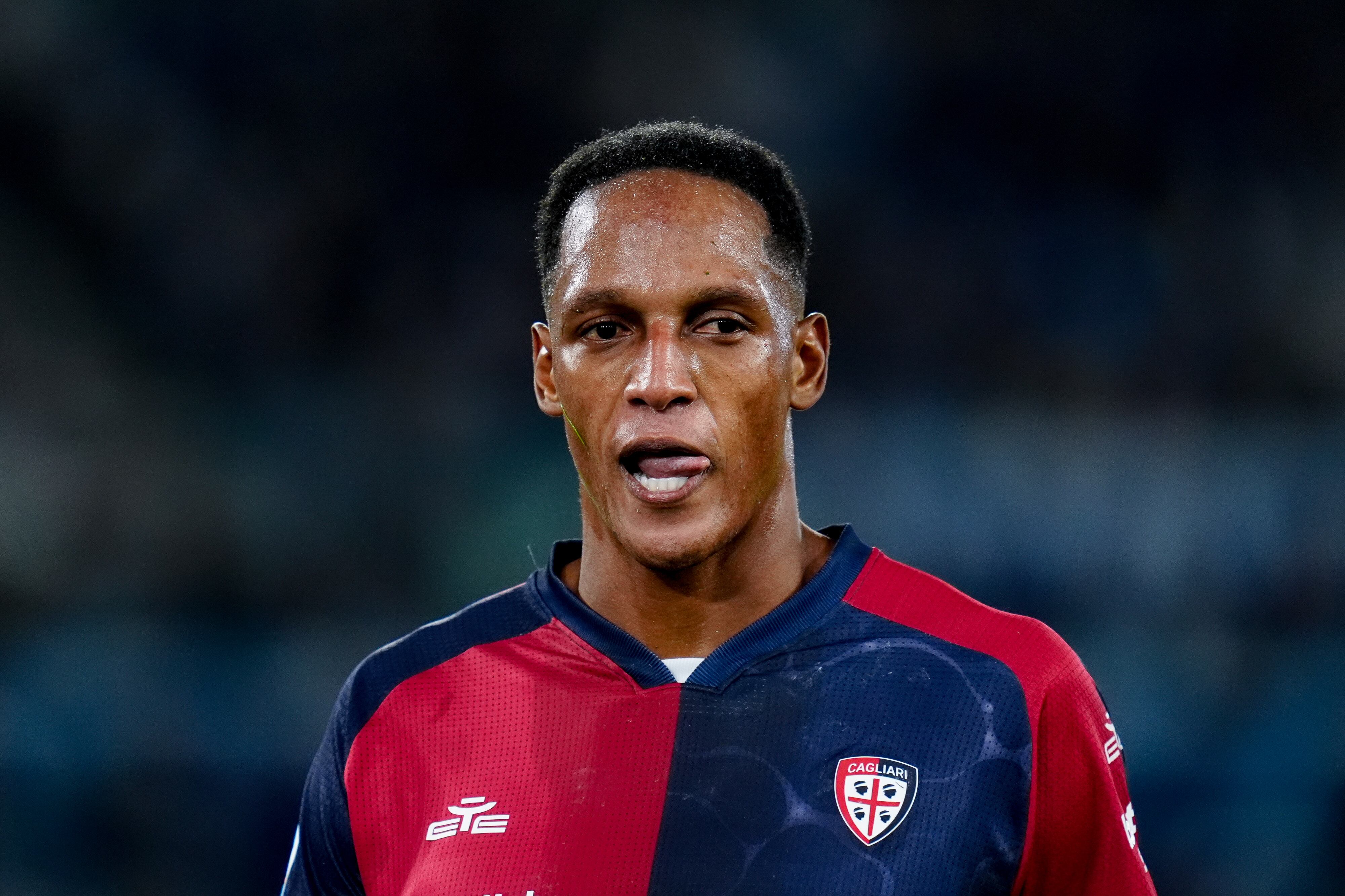 Yerry Mina de Cagliari en la Serie A / Getty Images.