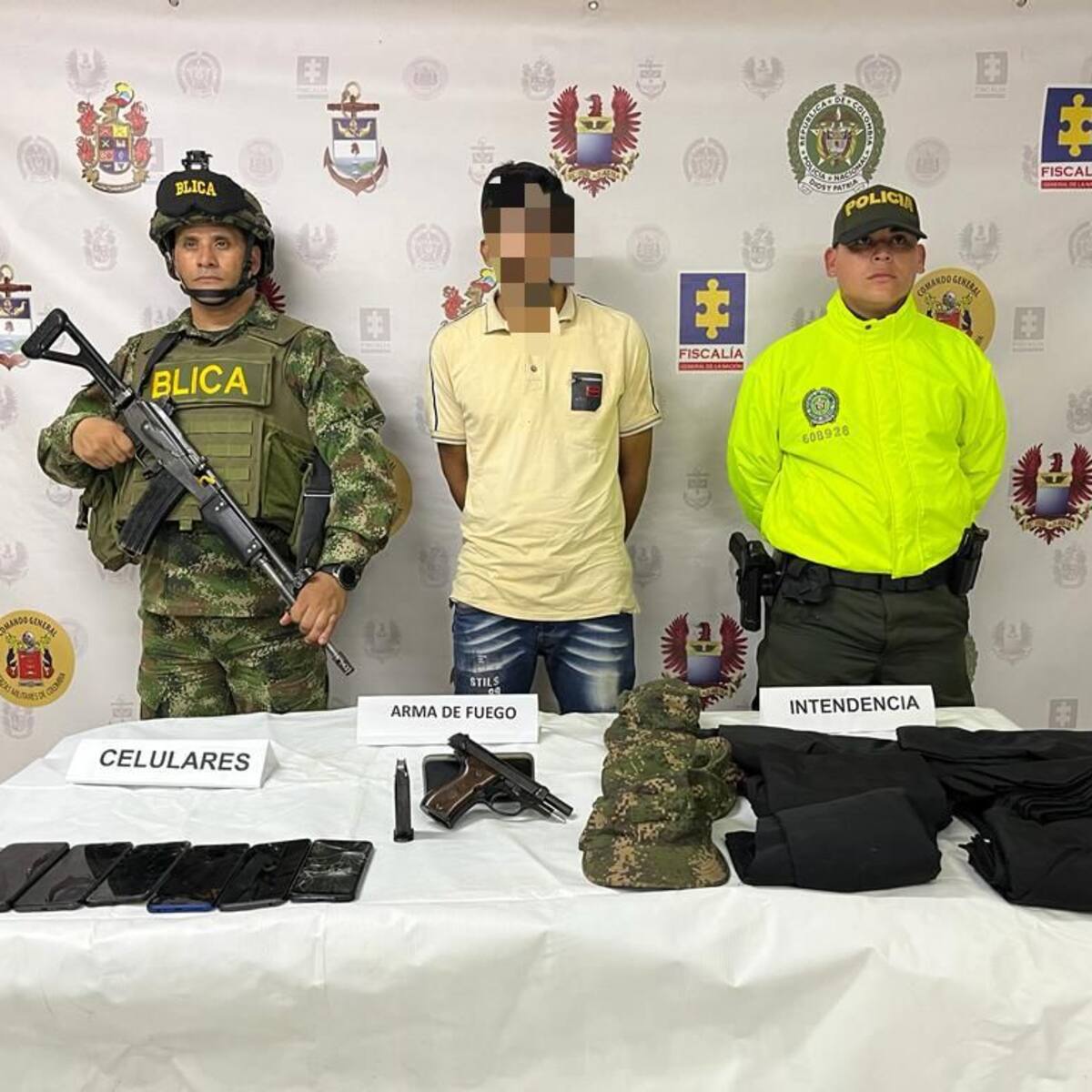 En Valdivia capturaron a 12 integrantes de las AGC, entre ellos, el cabecilla alias Darío