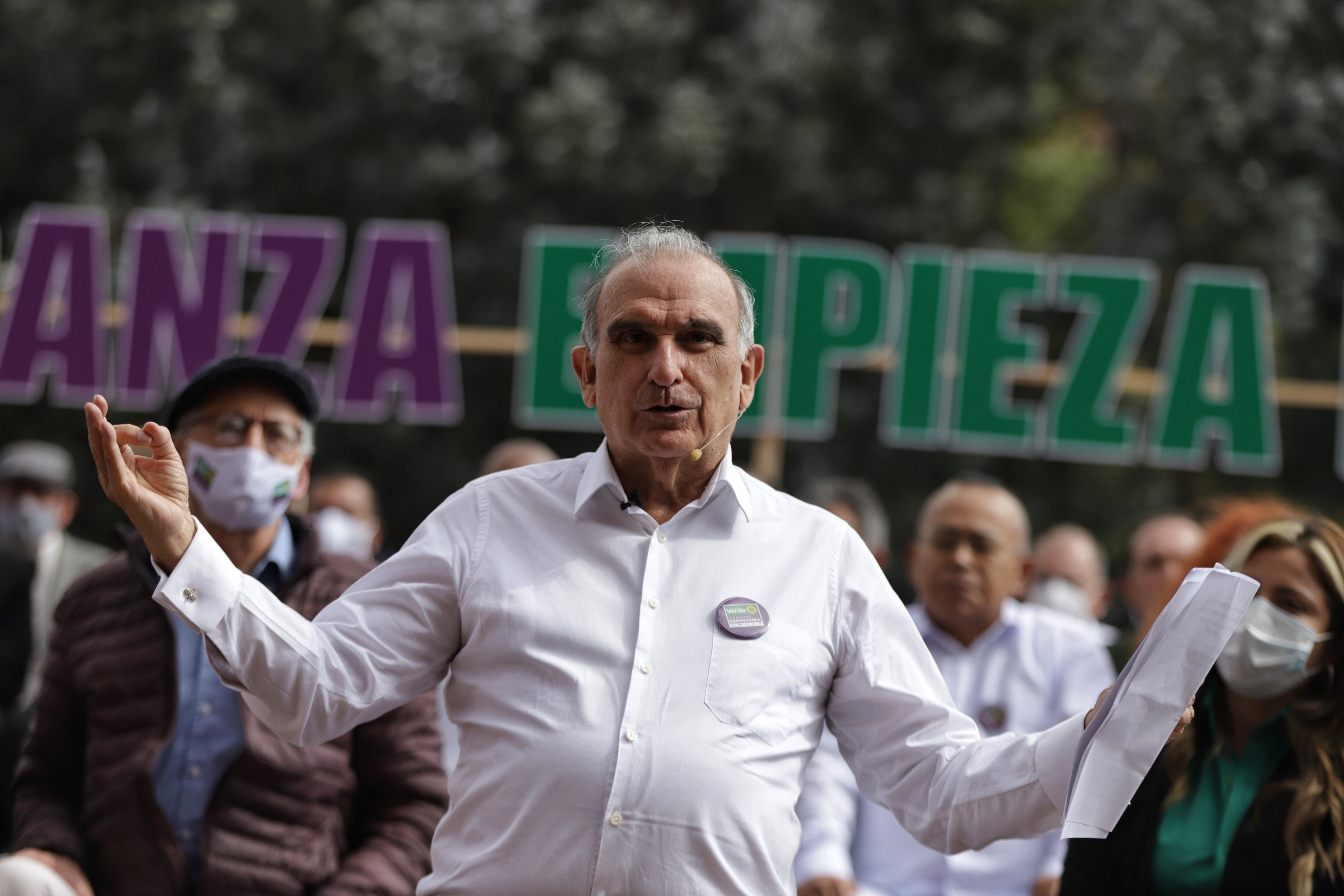 BOGOTÁ 15 de enero del 2022. Coalición de la Centro Esperanza presentó oficialmente la lista al Senado para las elecciones de Congreso de la República del próximo 13 de marzo. En la foto: Humberto de la Calle.  (Colprensa - Álvaro Tavera)