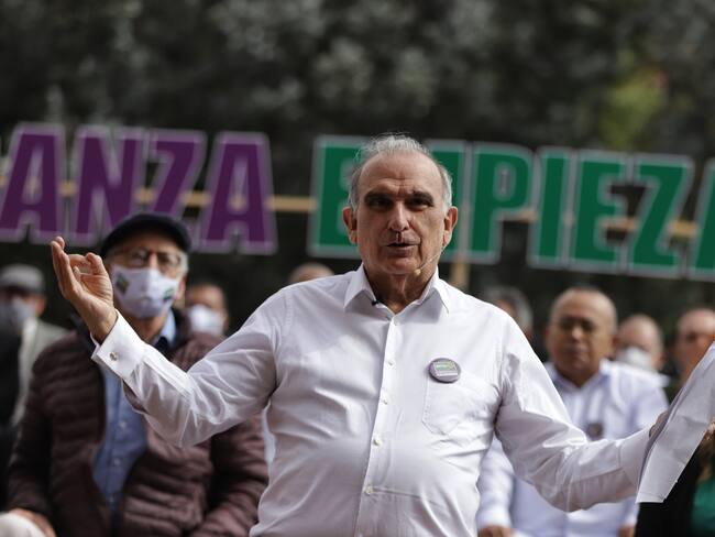 Continúo categóricamente con la candidatura: Humberto de la Calle