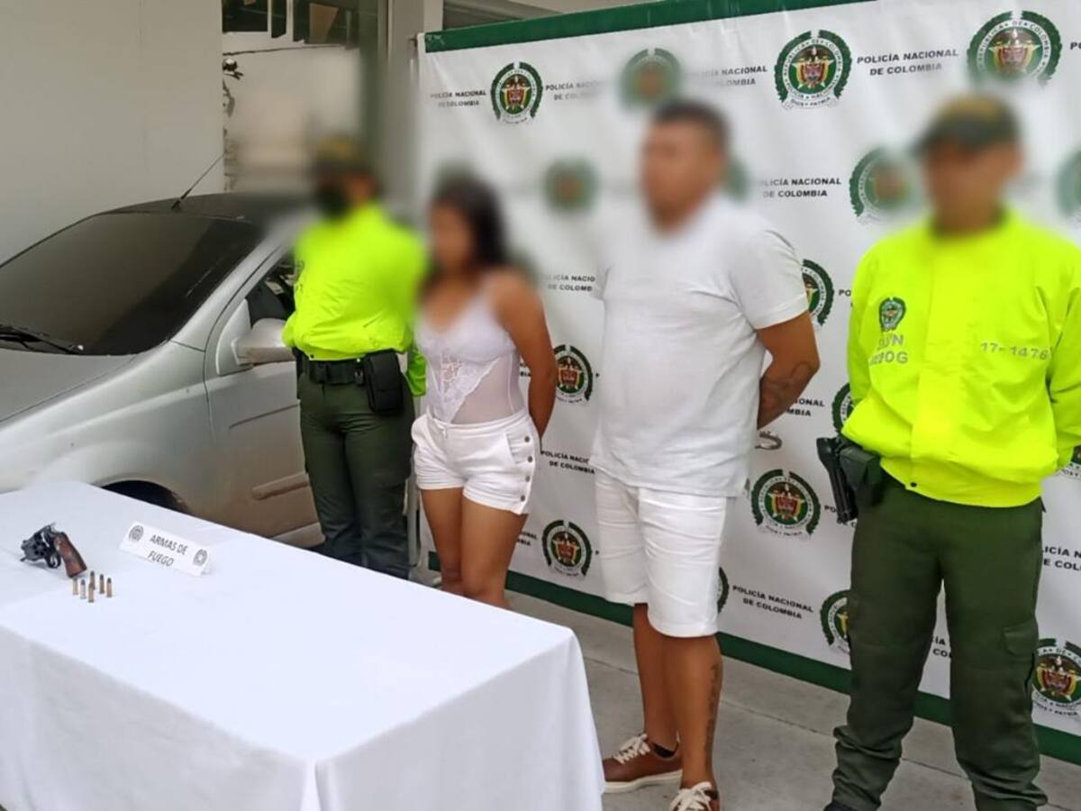 Cayeron alias ‘Paleta’ y ‘María’ cuando transportaban un arma en Turbaco