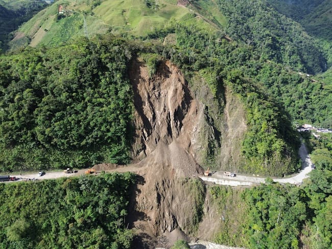 Emergencia en Pueblo Rico, Risaralda (foto: Invías)