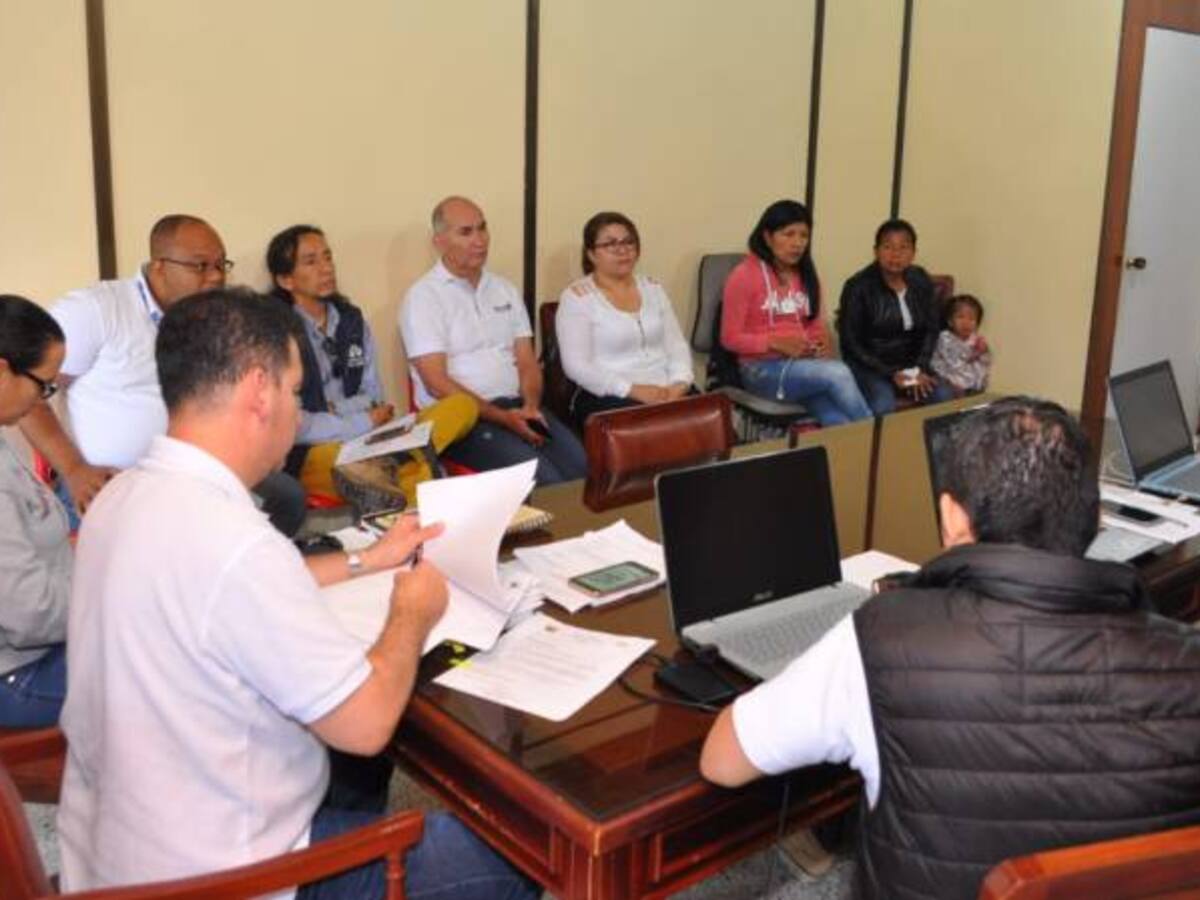 Seis aulas para la comunidad indígena de Suratena en Marsella