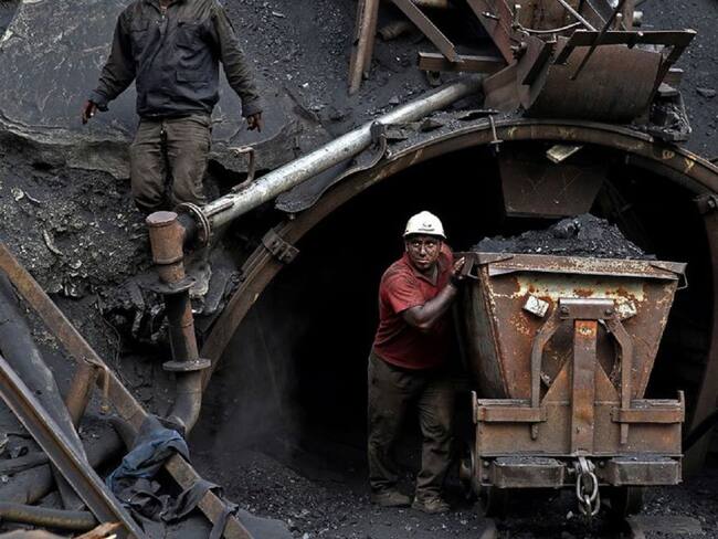 Sector del carbón reporta pérdidas millonarias por bloqueos en la región