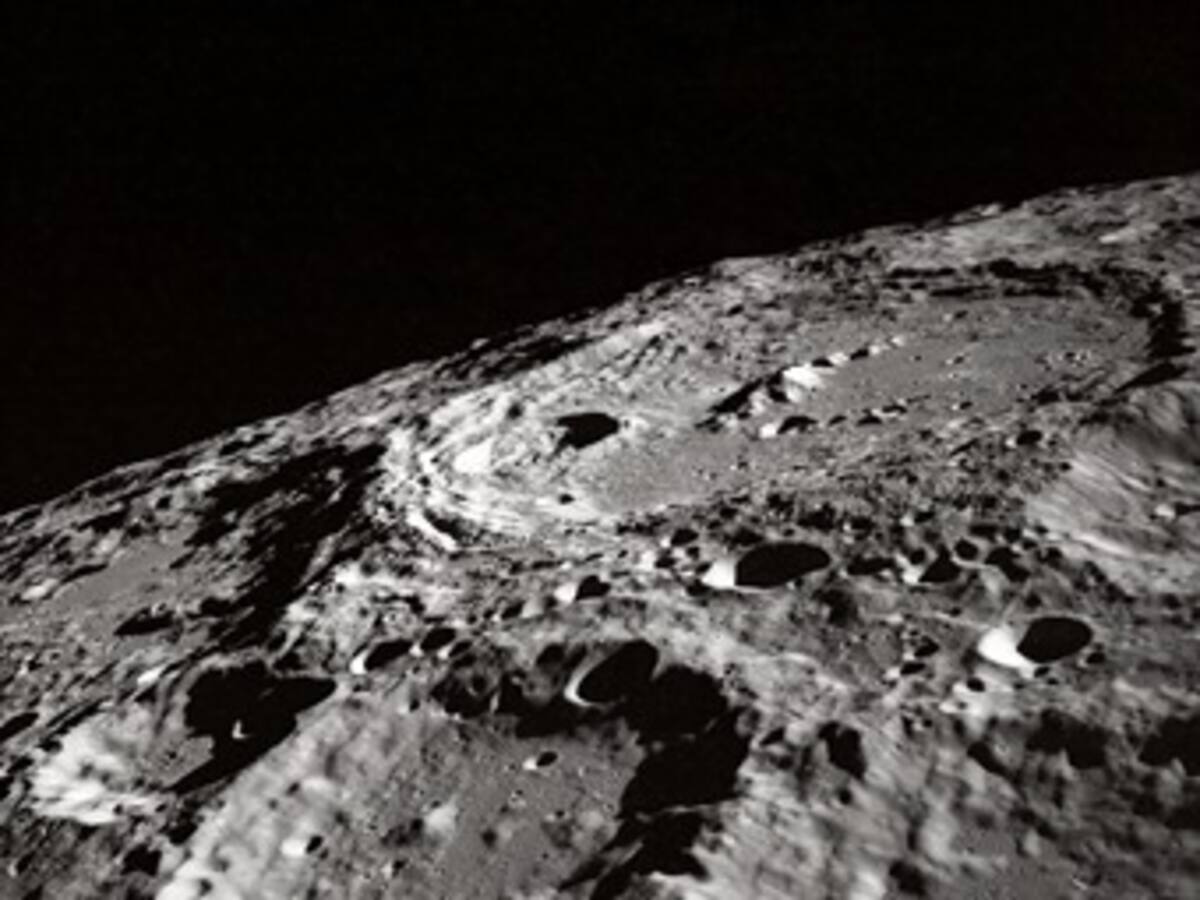 Aplazan 24 horas una misión de la NASA para estudiar la gravedad de la Luna