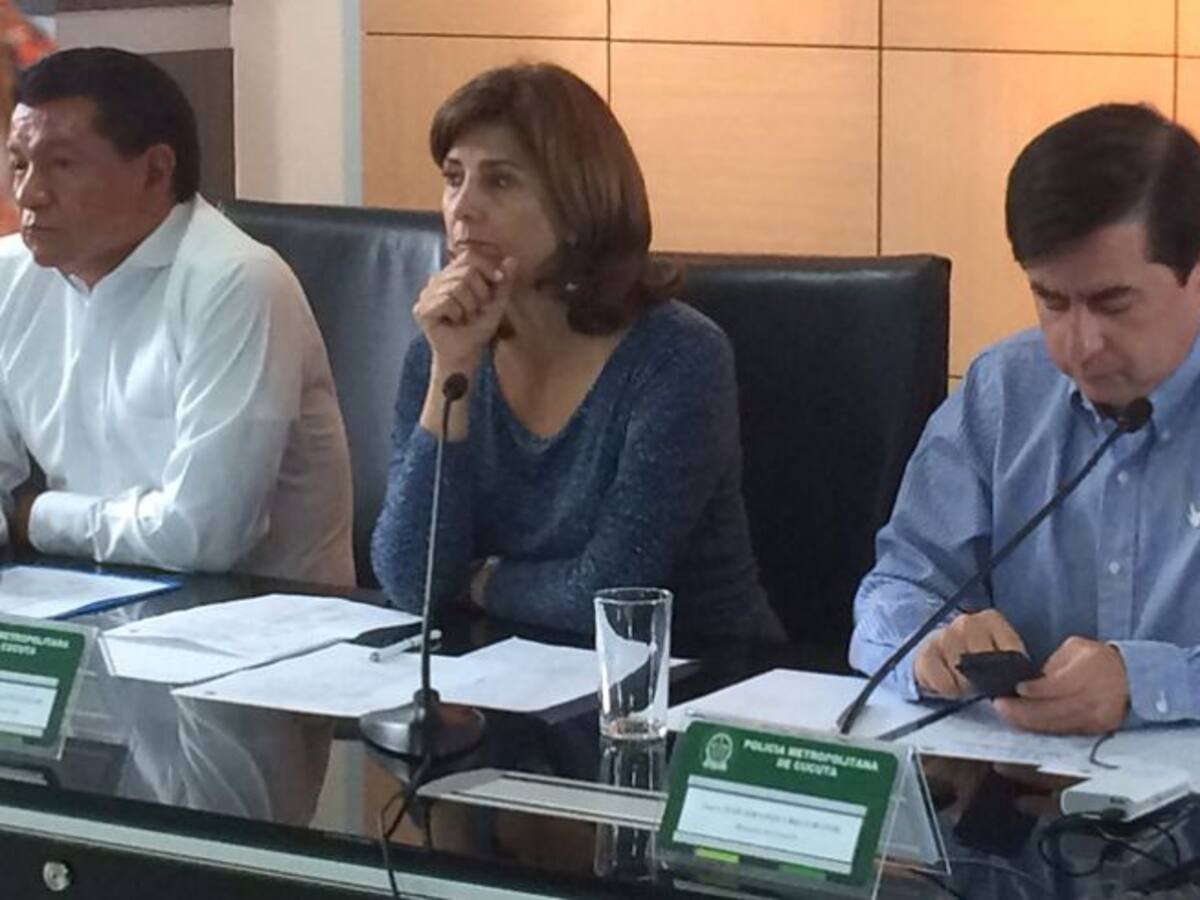 Seguidores de Centro Democrático abuchean a Gobierno en Cúcuta