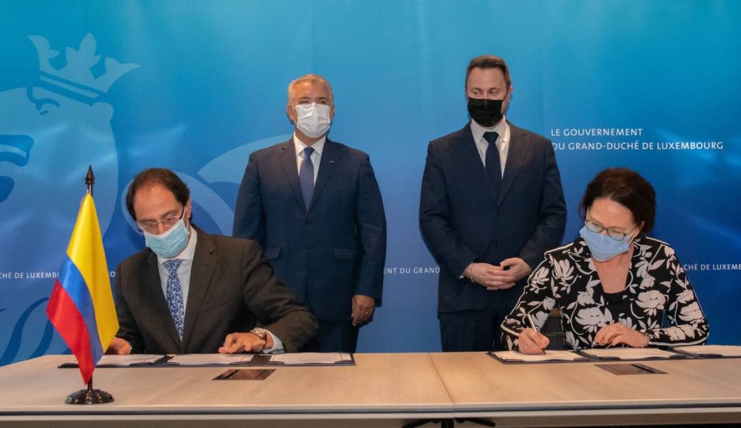 Colombia y Luxemburgo firman acuerdo sobre doble tributación