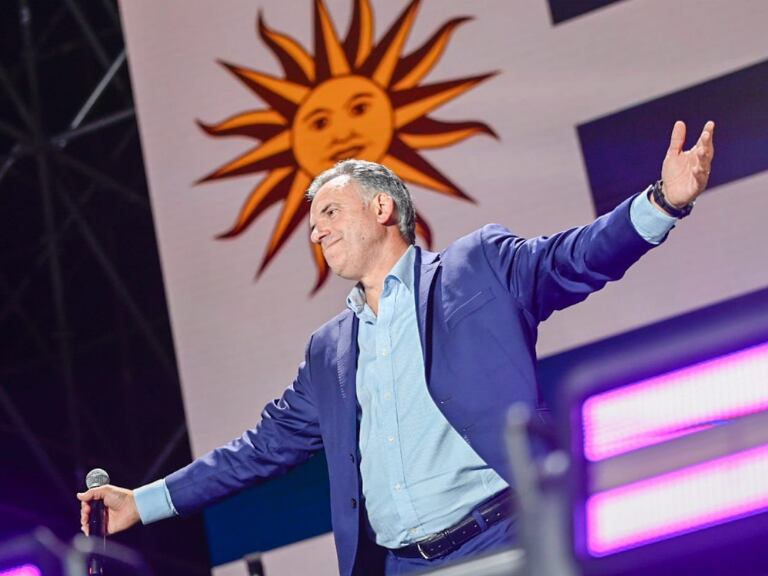 Yamandú Orsi Vía Redes sociales