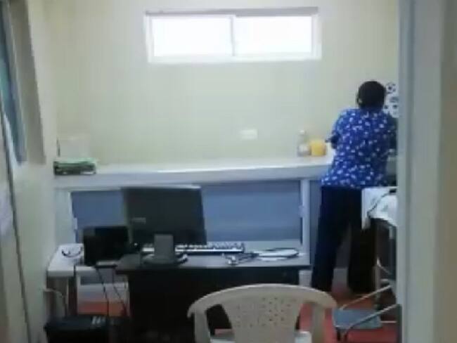 Médico denunció que centro de salud de Los Santos se cae a pedazos