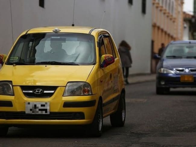 Usuaria denunció a taxista por masturbarse frente a ella en el recorrido
