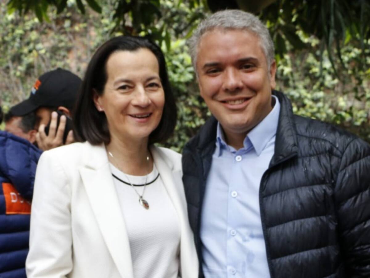 Clara Rojas adhiere a la campaña de Iván Duque