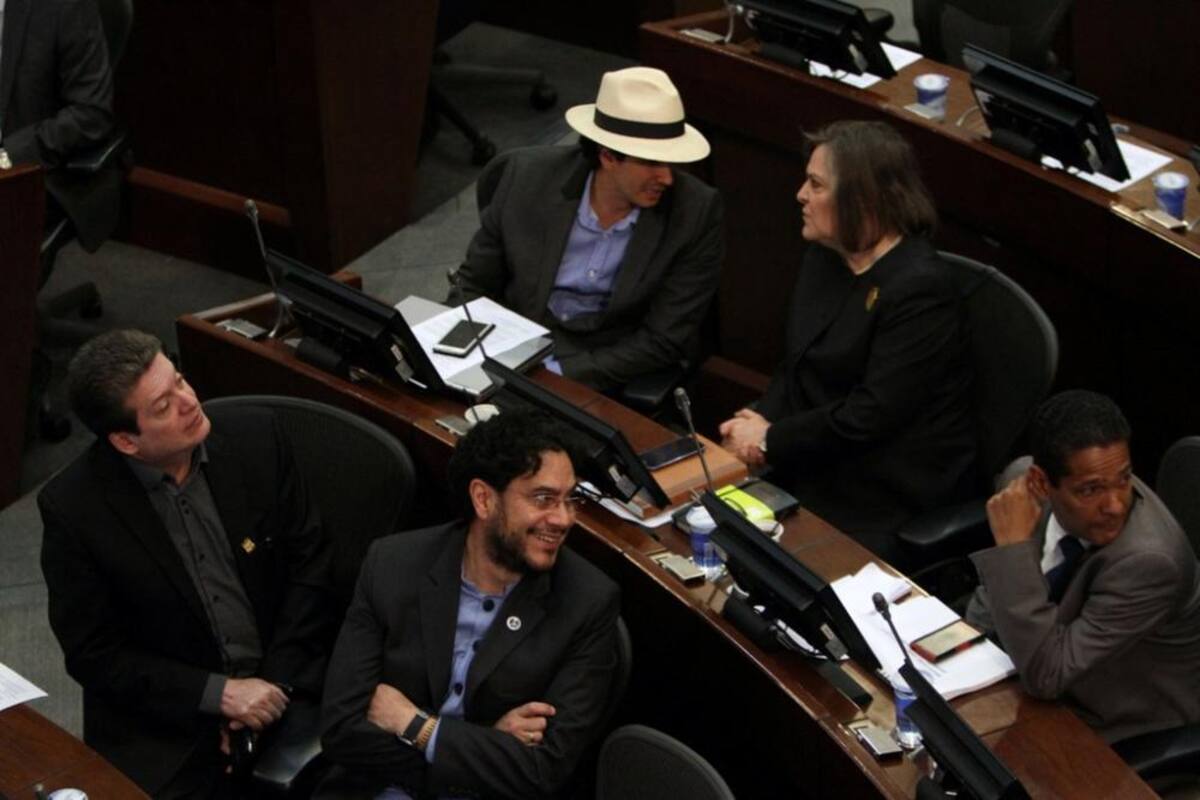 El senador del Polo Democrático Iván Cepeda fue el citante del debate en el Congreso donde pretende demostrar los nexos de Álvaro Uribe con ilegales.