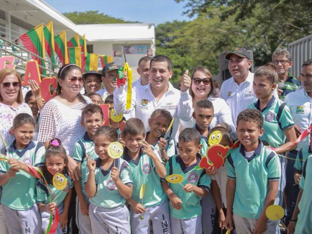 Gobernador de Bolívar hace entrega de nueva Institución Educativa de Mompox