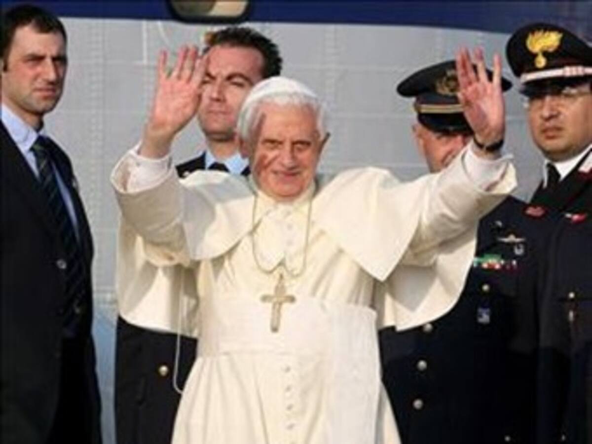 El Papa dice que la soberbia lleva a la autodestrucción del hombre