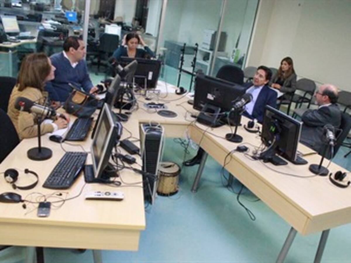 "En la reunión del presidente con los militares lo que hubo fue hielo": Juan Lozano