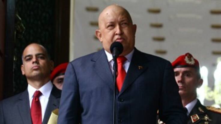 A Chávez le quedan dos años de vida, considera su exmedico