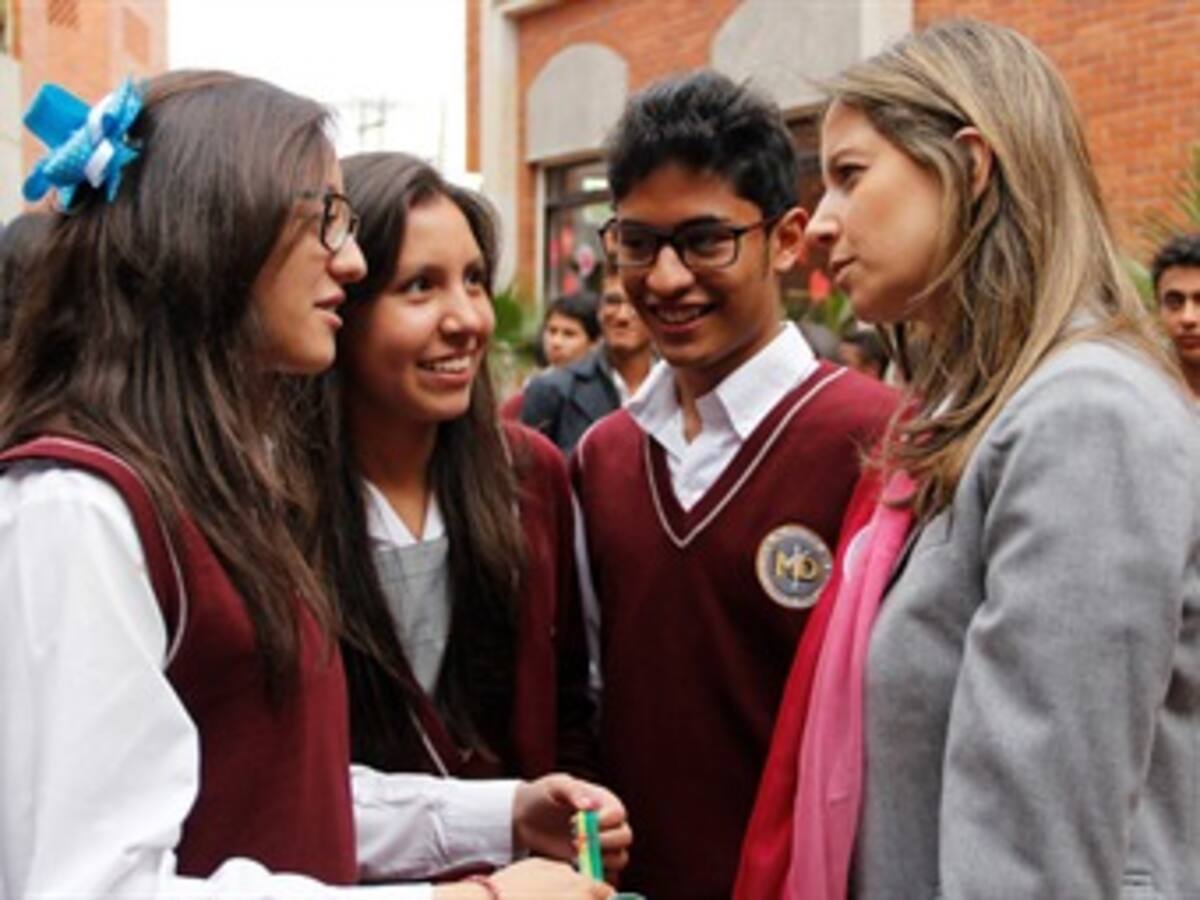 ICBF anuncia línea de trabajo para la prevención del embarazo adolescente