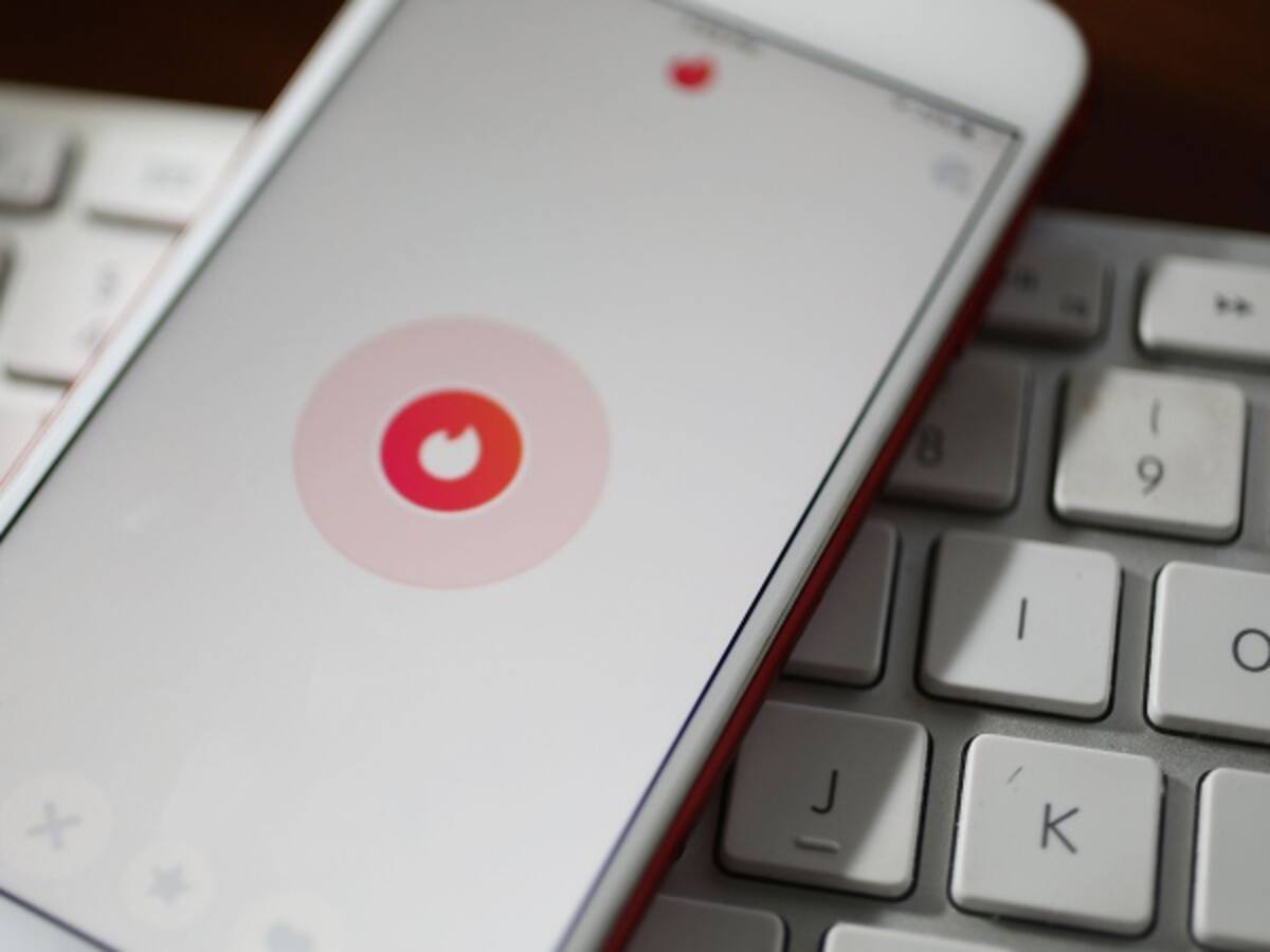 La nueva apuesta de Tinder para empoderar a la mujer