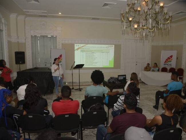 IPCC entregó becas para educación en Bellas Artes en Cartagena