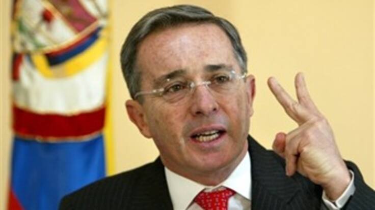 'El mundo esta equivocado al decir que hay que legalizar la droga': Presidente Uribe