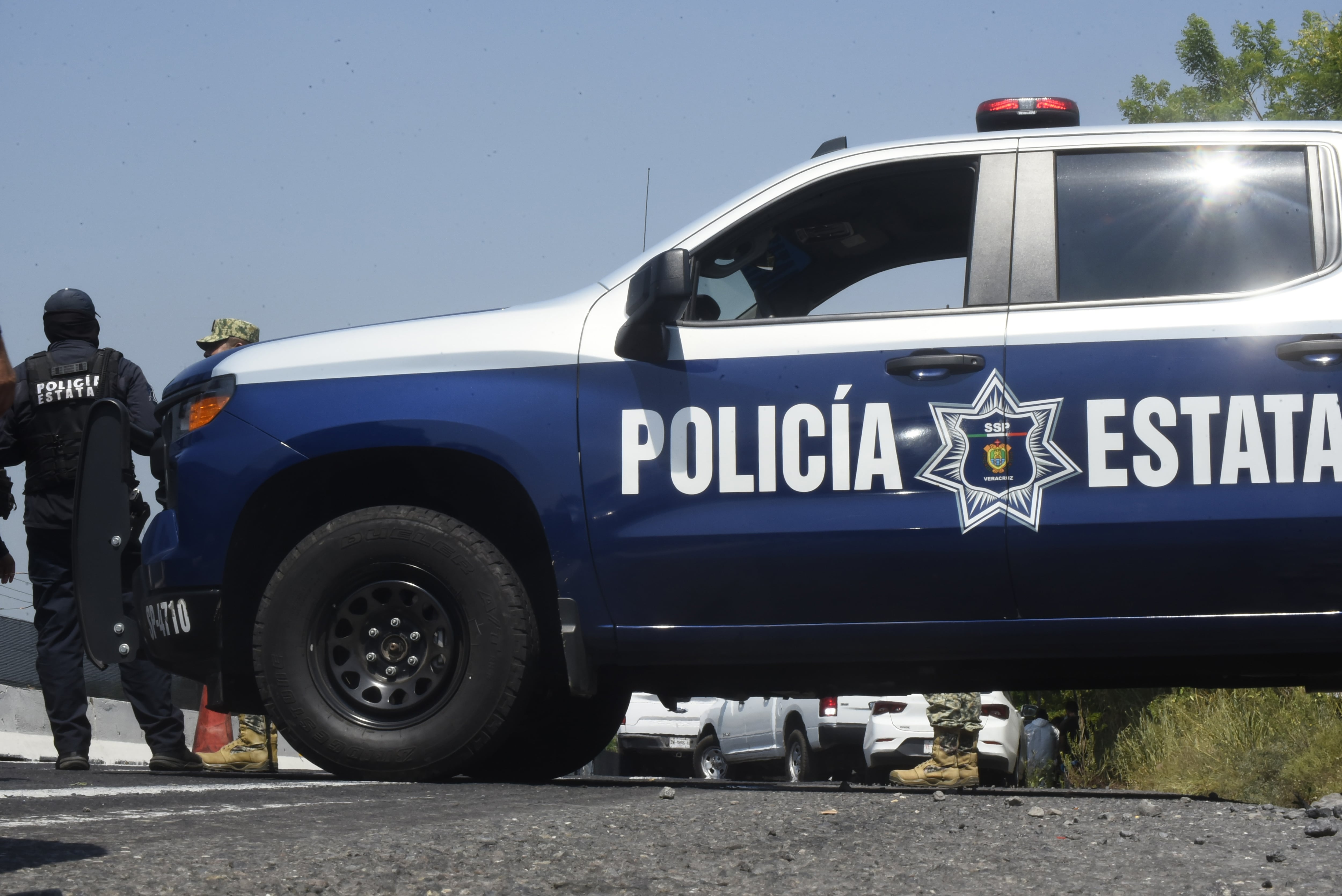 Las autoridades confirmaron que el ataque con cuchillos fue perpetrado por dos exalumnos de 18 años.
(Foto: Rolando Ramos/Agencia Press South/Getty Images)