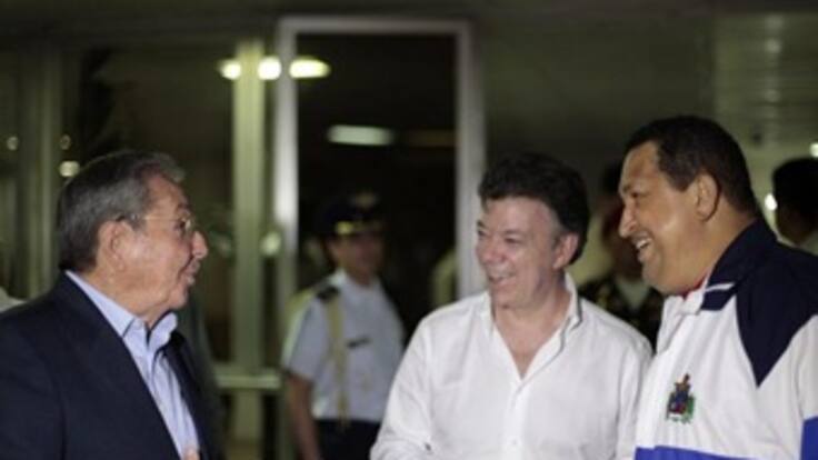 Presidente Chávez llamará a Rafael Correa para que asista a la Cumbre de las Américas: Canciller