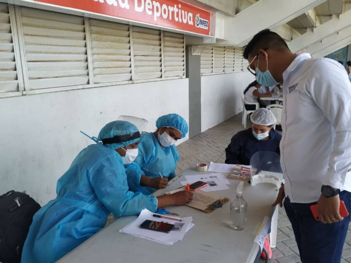Inician aplicación de pruebas COVID-19 en el aeropuerto de Santa Marta