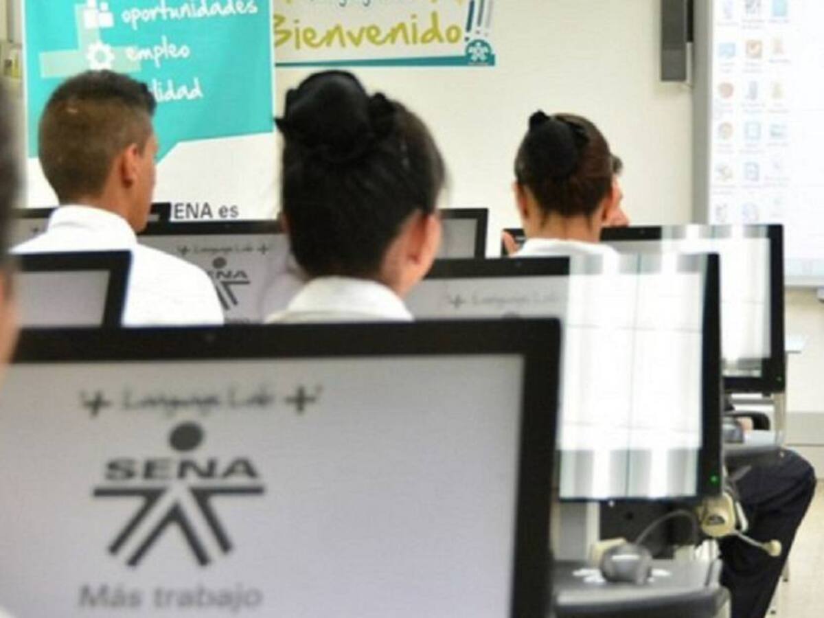 ¿Por qué suspendieron las convocatorias del Fondo Emprender del SENA?