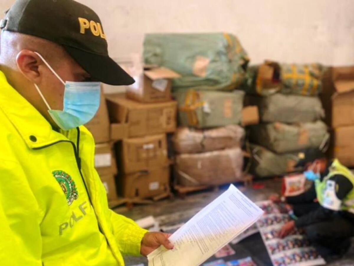 Golpe contra la mercancía ilegal de juguetes en Cartagena