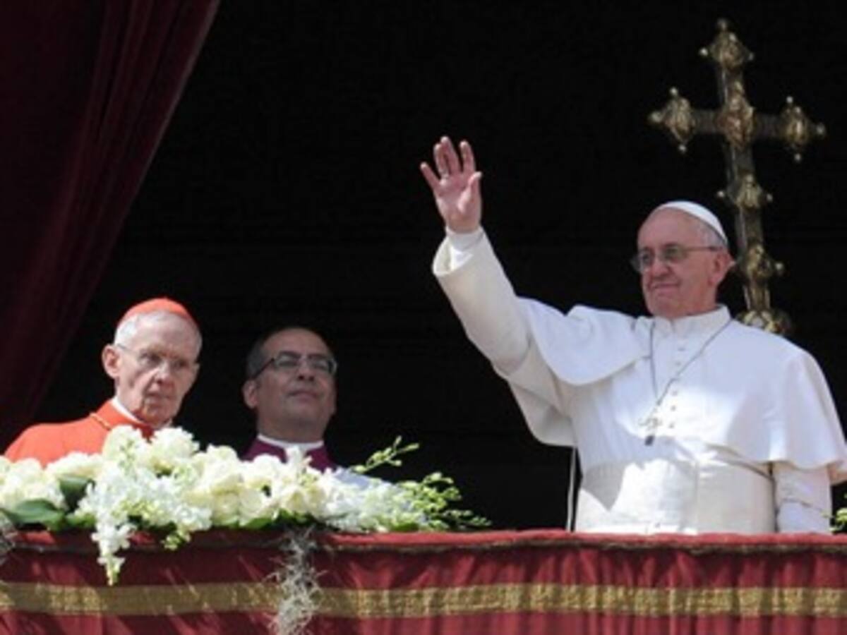 El papa Francisco toma posesión de la cátedra de obispo de Roma