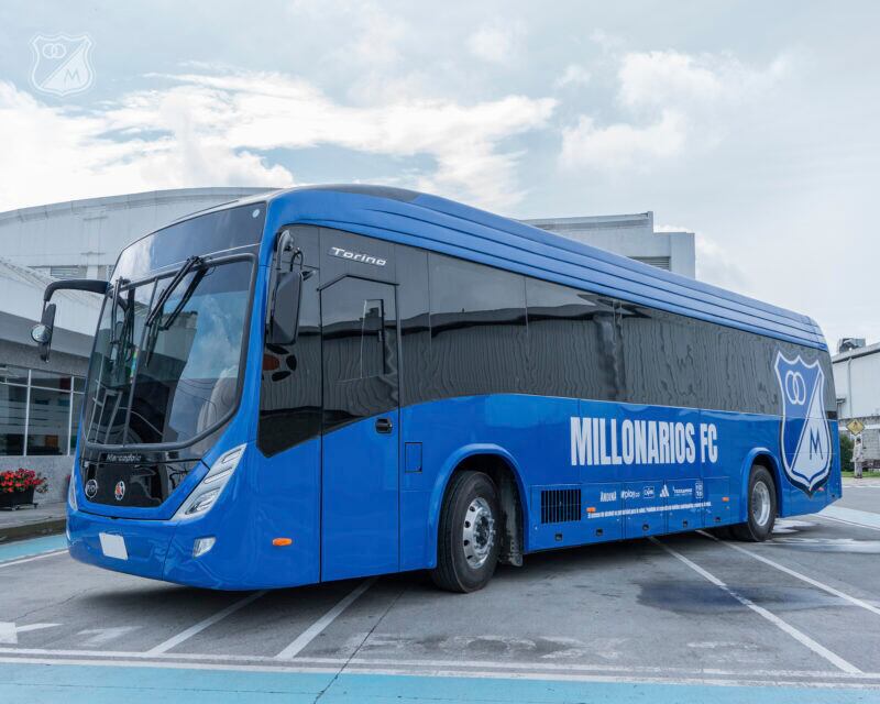 Bus de Millonarios FC/ Millonarios Oficial