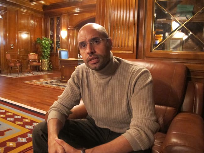 Saif al Islam Gadafi tenía una orden de arresto vigente de la Corte Penal Internacional por supuestos crímenes de lesa humanidad.
(Foto: Simon Denyer / The Washington Post via Getty Images)