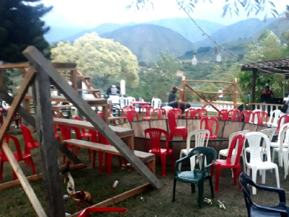 Sorprenden a 80 enfiestados en una gallera de San Jerónimo, Antioquia