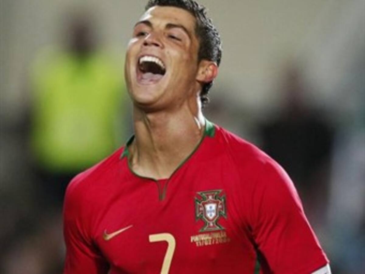 Portugal sella su pase a la Eurocopa luego de vencer 6-2 a Bosnia