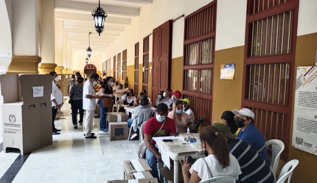 Esto se debe a la presencia de grupos armados organizados, casos de desplazamiento forzado, violencia contra líderes sociales, entre otros